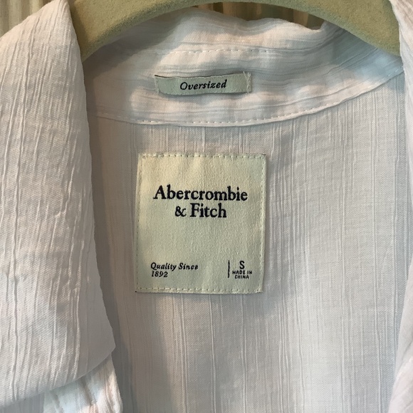 Abercrombie & Fitch White Oversized Crinkle Gauzy Shirt Button Down Size Small - Picture 7 of 7